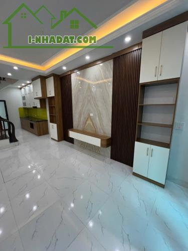 Bán nhà Quan Nhân - Nhà đẹp, gần chợ, tiện đầu tư - 40m² 6.55 tỷ