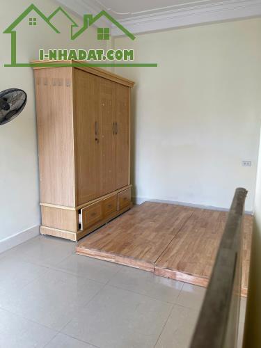 Cho thuê nhà 293 Tân Mai, 35m2, 3.5 tầng, 2 ngủ, 8 Triệu KD online kết hợp ở gia đình - 3