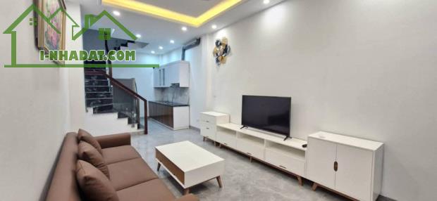 LÔ GÓC – NHÀ ĐẸP  5 TẦNG MỚI KOONG – Ô TÔ SÁT NHÀ – MẶT TIỀN KHỦNG CHỦ NHÀ NHIỆT BÁN