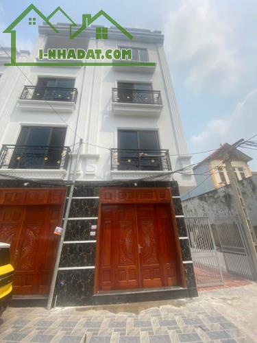 🎯 HIẾM NHẤT YÊN NGHĨA – NHÀ LÔ GÓC, NGÕ THÔNG, TRONG ĐÊ AN TOÀN – 30M² x 5 TẦNG – FULL NỘ