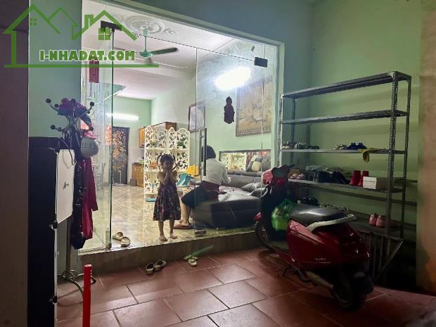 Bán nhà Thanh Nhàn 50m2 4 tầng , ngõ rộng ba gác đỗ cửa.Giá 8,15 tỷ - 1