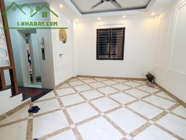 Bán nhà 5 tầng thang máy – Ô tô vào tận nhà – Lĩnh Nam, Hoàng Mai – Giá 6.3 tỷ - 2