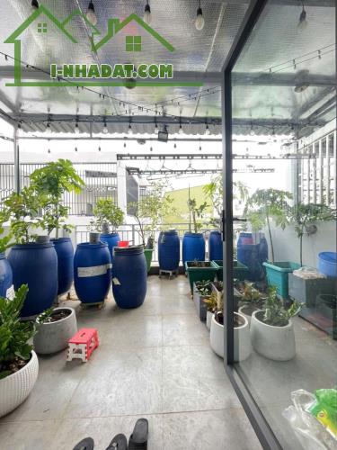 Ngộp Mặt Tiền Kênh Tân Hóa - 46m2 - 2 tầng ở liền Giáp Quận 11 - 3