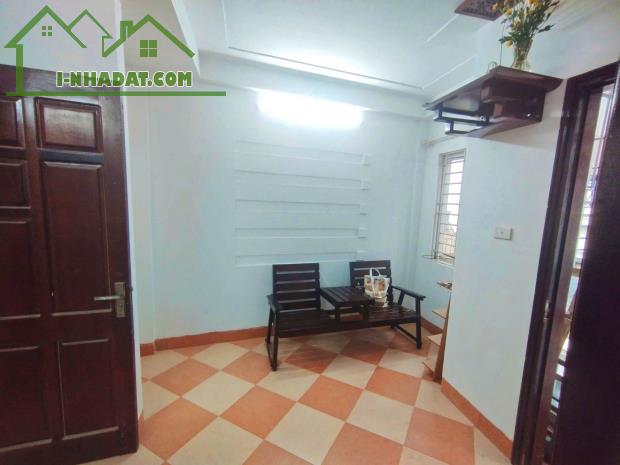 Căn hộ chung cư mini 93 Trung Kính, 1 ngủ 1 khách, giá chỉ 1.4 tỷ có thương lượng