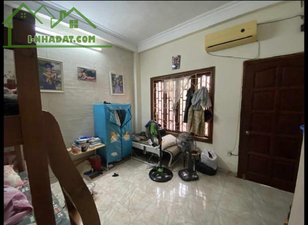 Bán gấp nhà đẹp Mỹ Đình, Lô góc, ô tô 7 chỗ vào sát nhà, 42m2, 5 tầng, Chỉ 9Tỷ - 2