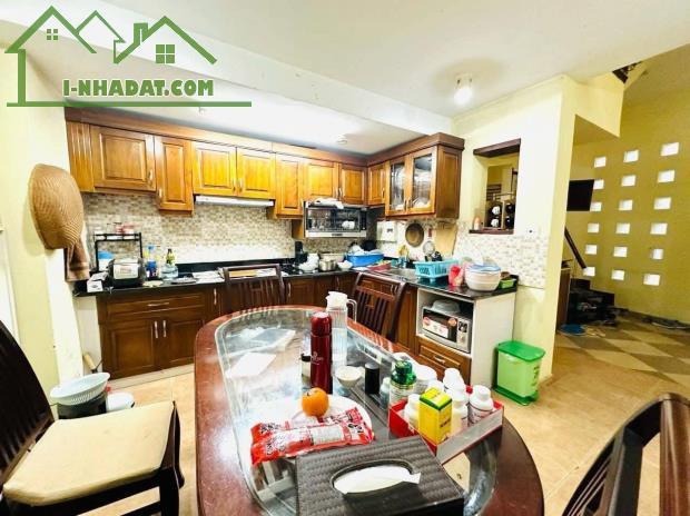 BÁN NHÀ ĐỘI CẤN, BA ĐÌNH, LÔ GÓC, NGÕ NÔNG, NGÕ XE BA GÁC CHẠY, 100M RA PHỐ ĐỘI CẤN,