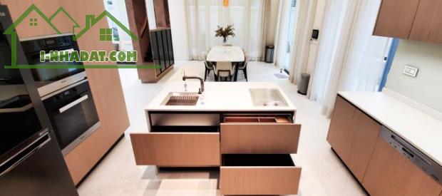 Cực Hiếm! Nhà Đẹp 140m² – Gần Hồ Tây – Sân Vườn – Giá Chỉ 43.5 Tỷ - 2
