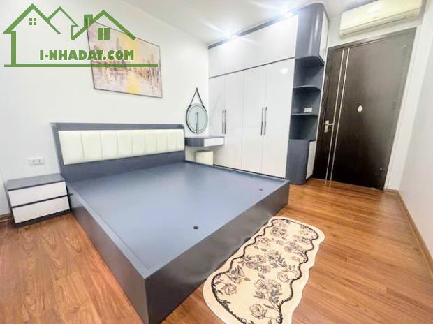 BÁN HÀNG SIÊU ĐẸP NGỌC THỤY-KINH DOANH- THOÁNG TRƯỚC SAU DT44m-4 tầng- MT 3.52m- Giá 9.2T - 4
