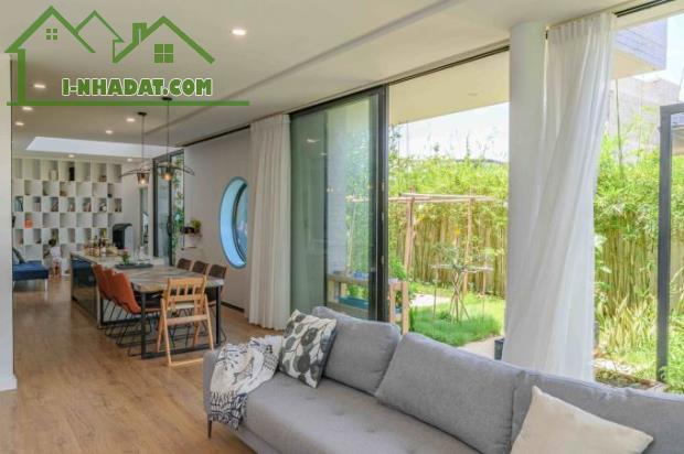 Biệt Thự Vườn 150m² View Hồ Tây – Gần Khách Sạn Intercontinental – Giá Chỉ 45 Tỷ!