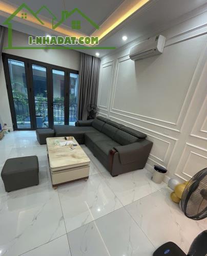 BÁN NHÀ CÙ CHÍNH LAN, THANH XUÂN - PHÂN LÔ QUÂN ĐỘI. 2 MẶT NGÕ Ô TÔ TRÁNH - THANG MÁY- 48M - 2