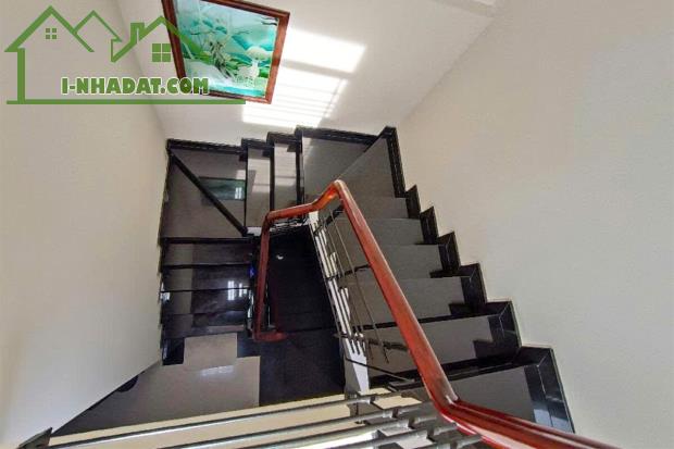 Bán nhà đường Đất Thánh Phường 6 Tân Bình, 5.4m x 9m vuông vức 3 Tâng - Giá 7 tỷ TL - 2
