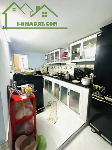 Bán nhà Đà Nẵng dưới 2 tỷ, Nhà Cấp 4 Gác Lửng Gần Bến xe. Kết nối giao thông thuận tiện