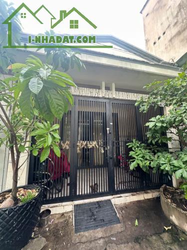 Nhà Cấp 4 - Hẻm xe hơi -Trung Mỹ Tây – Q12 - Ngay Chợ  - 4.3x19m  - Giá 3.999 Tỷ