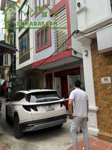 Bán nhà Lê trọng tấn ,nhà mới ,có thang  máy,ô tô đỗ cửa,52m*5t