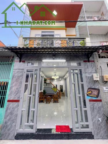 Cần bán gấp nhà mặt tiền Hoàng Phan Thái, Bình Chánh, 60m, SHR giá 1,2T