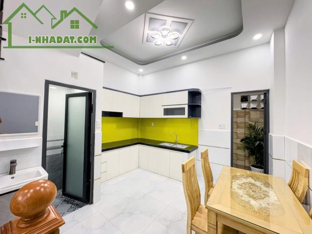 Cần bán gấp nhà mặt tiền Hoàng Phan Thái, Bình Chánh, 60m, SHR giá 1,2T - 2