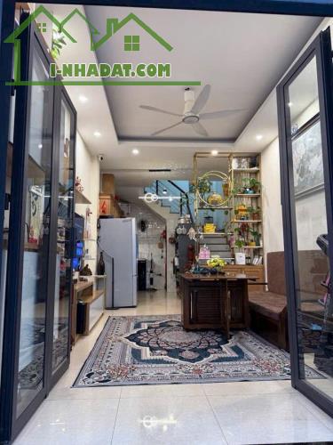 Bán Gấp Nhà 4Tầng Ngọc Thụy Long Biên. MT Hoa Hậu, Vị Trí Trung Tâm , Đẻ Vàng | 7,95 Tỷ
