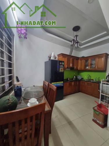 BÁN NHÀ LÔ GÓC PHỐ VŨ TÔNG PHAN, Ô TÔ VÀO NHÀ, ĐẦY ĐỦ NỘI THẤT, 37M2, 4 TẦNG, GIÁ 11 TỶ. - 1