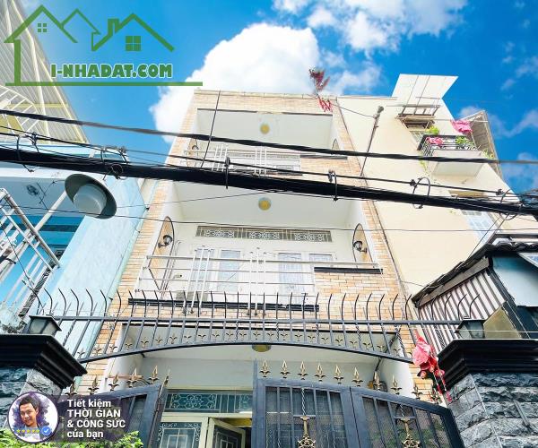 BÁN CĂN HỘ DỊCH VỤ. 47M2. 4 TẦNG. 5 PHÒNG VỆ SINH KHÉP KÍN. SÁT QUẬN 1