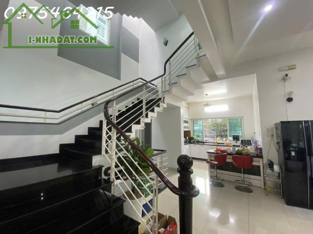 Bán nhà 4 tầng cao cấp đường Lương Định Của, An Phú, TP. Thủ Đức – 280m², ngang 10m - 2