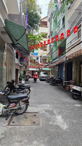 MẶT TIỀN ĐƯỜNG SỐ NGUYỄN THỊ THẬP 

TÂN QUY MAI VĂN VĨNH VIP Q7

CÓ 100 TRIỆU M2