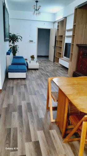 Chính chủ cần bán căn 232 HH03A KĐT Thanh Hà 2 ngủ 72m full đồ - 3