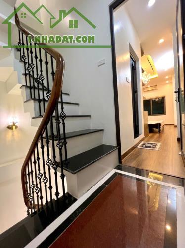 BÁN NHÀ DÒNG TIỀN QUAN NHÂN THANH XUÂN  – 9 PHÒNG KHÉP KÍN – TRUNG TÂM NHÂN CHÍNH – 60M² - 3