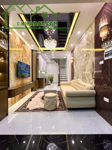 BÁN NHÀ DÒNG TIỀN QUAN NHÂN THANH XUÂN  – 9 PHÒNG KHÉP KÍN – TRUNG TÂM NHÂN CHÍNH – 60M² - 4