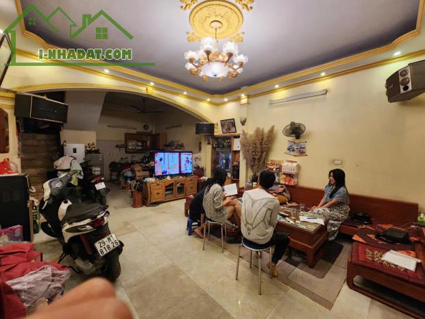 BÁN NHÀ ĐẸP LUNG LINH PHỐ BẾ VĂN ĐÀN, HÀ ĐÔNG 8 TỶ - 1