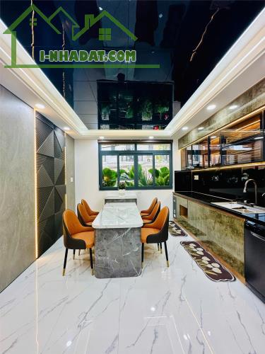 GẤP BÁN NHÀ MỚI 4X17, DTSD: gần 212m2  tại TX33, P.Thạnh Xuân, Quận 12, TP.HCM, 6 - 1