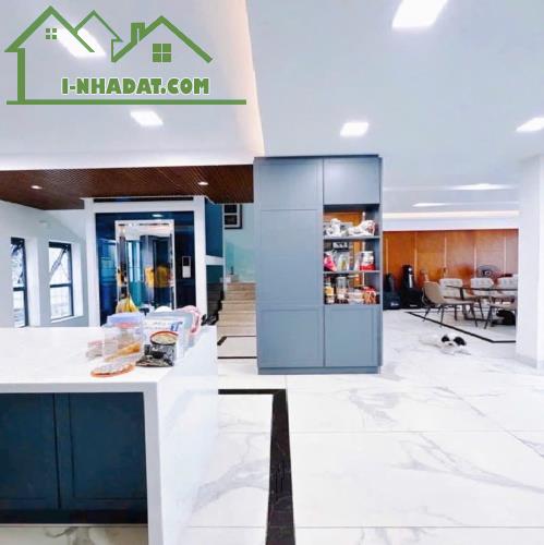 BÁN NHÀ HẺM Ô TÔ CÁCH MẠNG THÁNG TÁM - QUẬN 3 - DIỆN TÍCH 5.5 x 18.6 m, 6 TẦNG, GIÁ 25 TỶ - 1