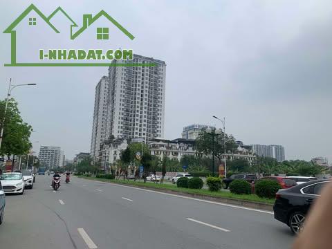 BÁN ĐẤT MẶT PHỐ HỒNG TIẾN TẶNG NHÀ CŨ 150M-2TẦNG-9MT.65 TỶ VỊ TRÍ KIM CƯƠNG XÂY TÒA ĐỈNH - 1