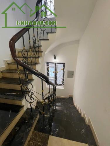 Mặt phố Bà Triệu, Hai Bà Trưng, 75m2 x 8 tầng thang máy, mặt tiền 5,5m, có hầm, 73 tỷ! - 2