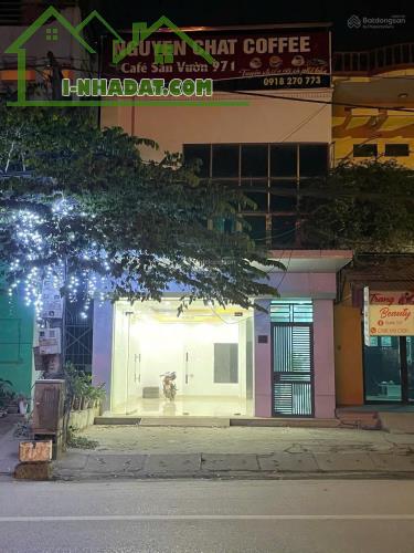 Chính chủ bán nhà 3 tầng đường Cách Mạng Tháng 8 - vị trí đắc địa, thuận lợi kinh doanh