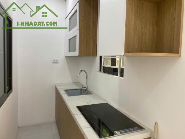 NHÀ ĐẸP - GIÁ TỐT - Vị Trí Đắc Địa Tại TT tầng 1- Nguyễn Phong Sắc- Nguyễn Văn Huyên- - 2