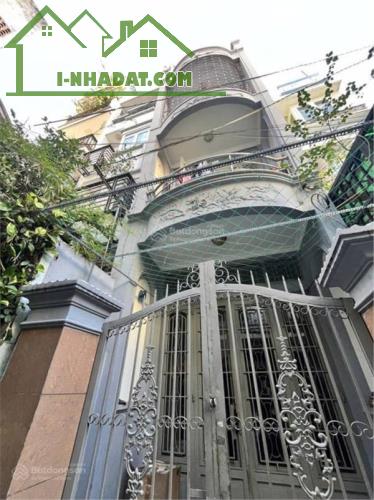 🏡 Bán nhà HXH CMT8, Q.3, điện NLMT, chỉ 9.x tỷ!