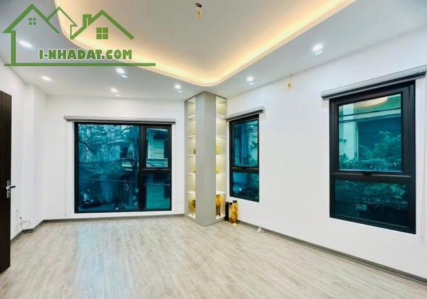 NHÀ ĐẸP HOÀNG MAI- NGÕ NÔNG RỘNG - FULL NỘI THẤT - CHỈ NHỈNH 5 TỶ - 1