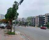 BÁN ĐẤT MẶT PHỐ HỒNG TIẾN TẶNG NHÀ CŨ 150M-2TẦNG-9MT.65 TỶ VỊ TRÍ KIM CƯƠNG XÂY TÒA ĐỈNH