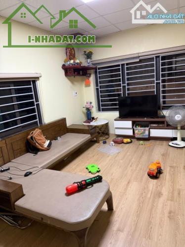 BÁN ĐẤT TẶNG NHÀ 2 TẦNG NHÀ HOÀNG TĂNG BÍ. SĐ 32M. MT 4M. NGÕ THÔNG, 4 TỶ 95 - 2