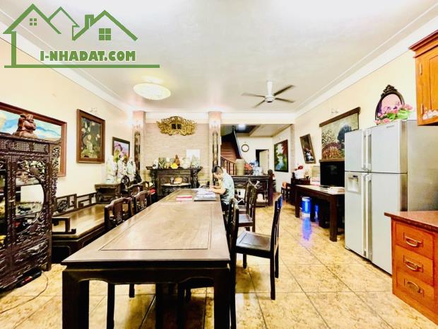 🔥Nhà Lạc Long Quân- Tây Hồ-40m, 4 ngủ, nhỉnh 9 tỷ💥 - 1