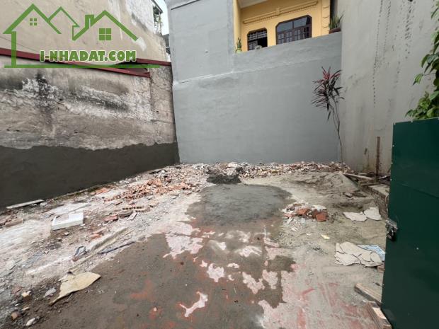 BÁN ĐẤT ĐẸP – PHỐ VIỆT HƯNG, LONG BIÊN - 77m² – MT 8,3m - Giá 11,35 tỷ