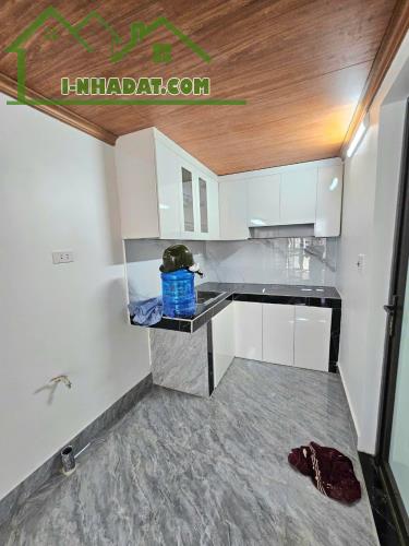 Trung tâm Cổ Nhuế- nhà mới- ở ngay- 33m- 2,9 tỷ - 1
