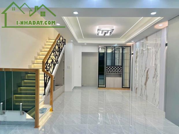 Chủ kẹt tiền bán gấp nhà đẹp 80M2, Đinh Đức Thiện, Bình Chánh, SHR giá 1,8T - 2