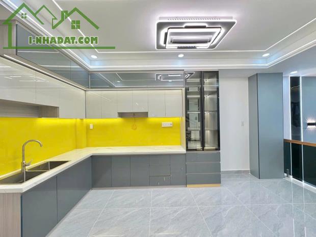 Chủ kẹt tiền bán gấp nhà đẹp 80M2, Đinh Đức Thiện, Bình Chánh, SHR giá 1,8T - 3