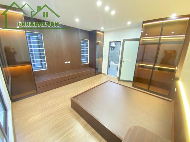 Bán nhà 5 tầng, Thạch Bàn, Long Biên, ngõ 3m, 20m ra otoo tránh - 3