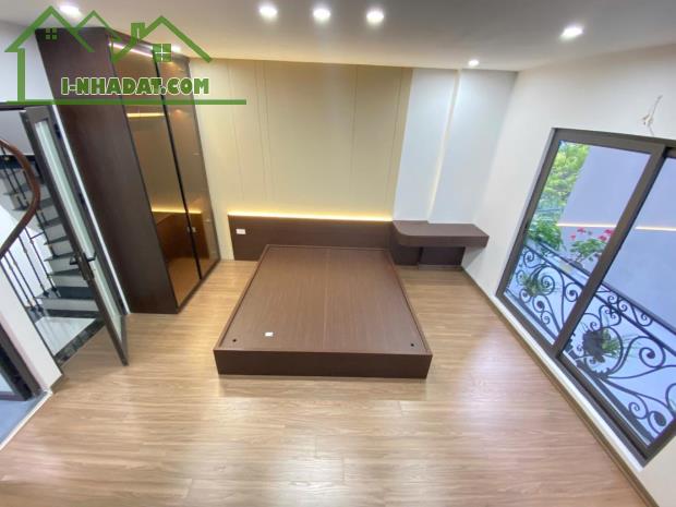 Bán nhà 5 tầng, Thạch Bàn, Long Biên, ngõ 3m, 20m ra otoo tránh - 4