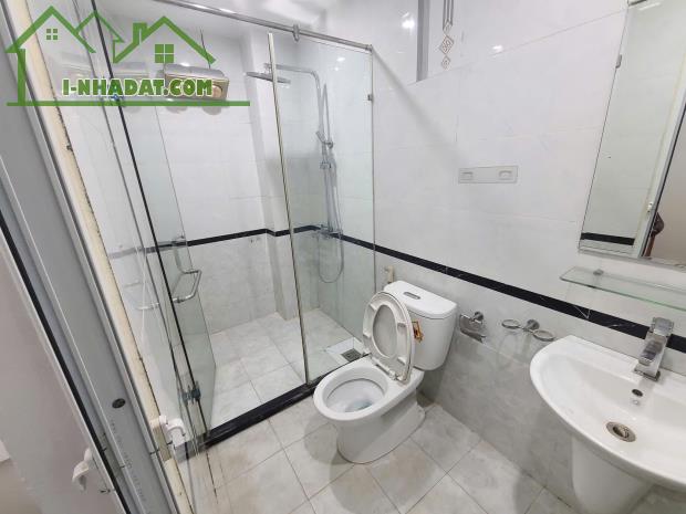 Bán gấp nhà rẻ đẹp ngõ 1194 đường Láng ngõ to gần ô tô 5T 35m MT 3.5m nở hậu full nội thất - 5