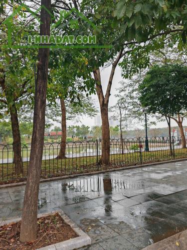 Bán biệt thự  thành phố giao lưu, 206m2, mt 12m, kinh doanh, nhỉnh 50tỷ. - 2