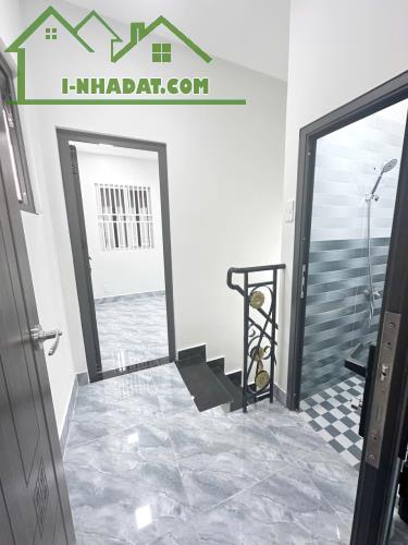 Nhà mới 3 tầng hẻm thông 39 Dạ Nam Phường 2 Quận 8 - 3