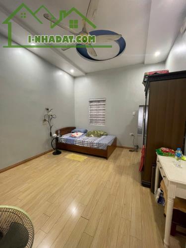 Chính chủ cho thuê nhà mặt tiền kinh doanh tại Ngã 3 Bốt Tròn( Đường Chợ Hàng)  trung tâm - 4